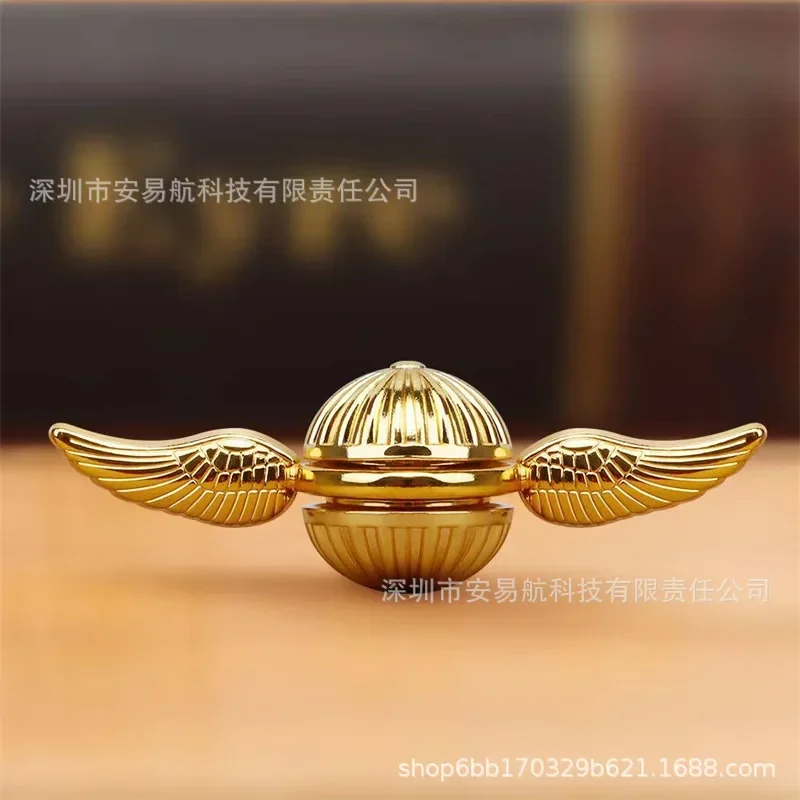 Hot Toys Fidget Spinner Harries Magic Boy Golden Snitch Movie Peripherals Potters 4styles Fingertip Toys for Fans Gifts Original