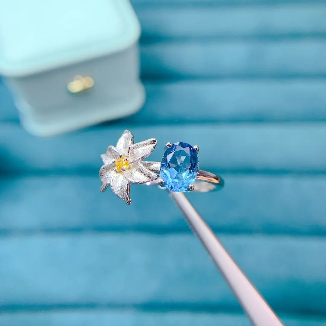 Natural Topaz Ring 6*8mm S925 Pure Silver Inlay Premium Pure Gem Exquisite Temperament High End Elegant Women Fashion Jewelry