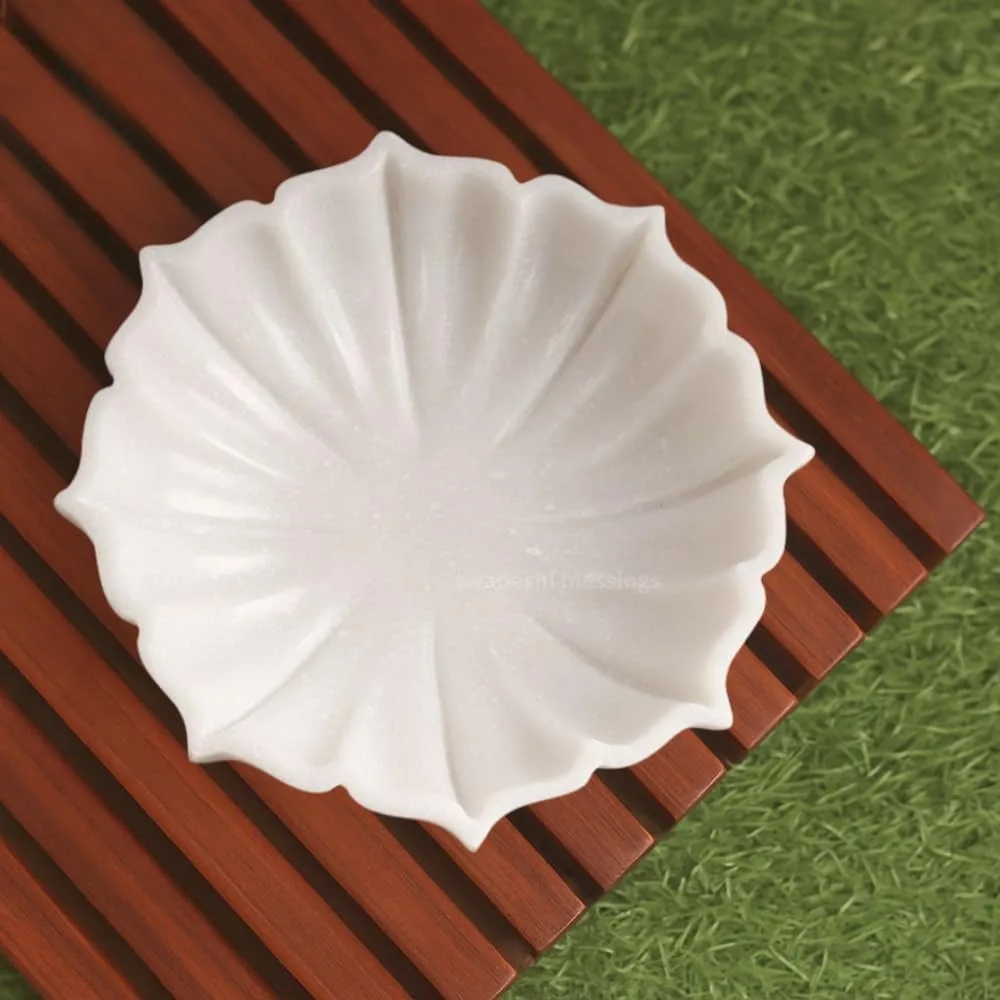 

Handcrafted Marble Lotus Bowl Organic Modern Home Decor Bowl Fruit Bowl Vintage Ring Dish Decorative Flower Dish