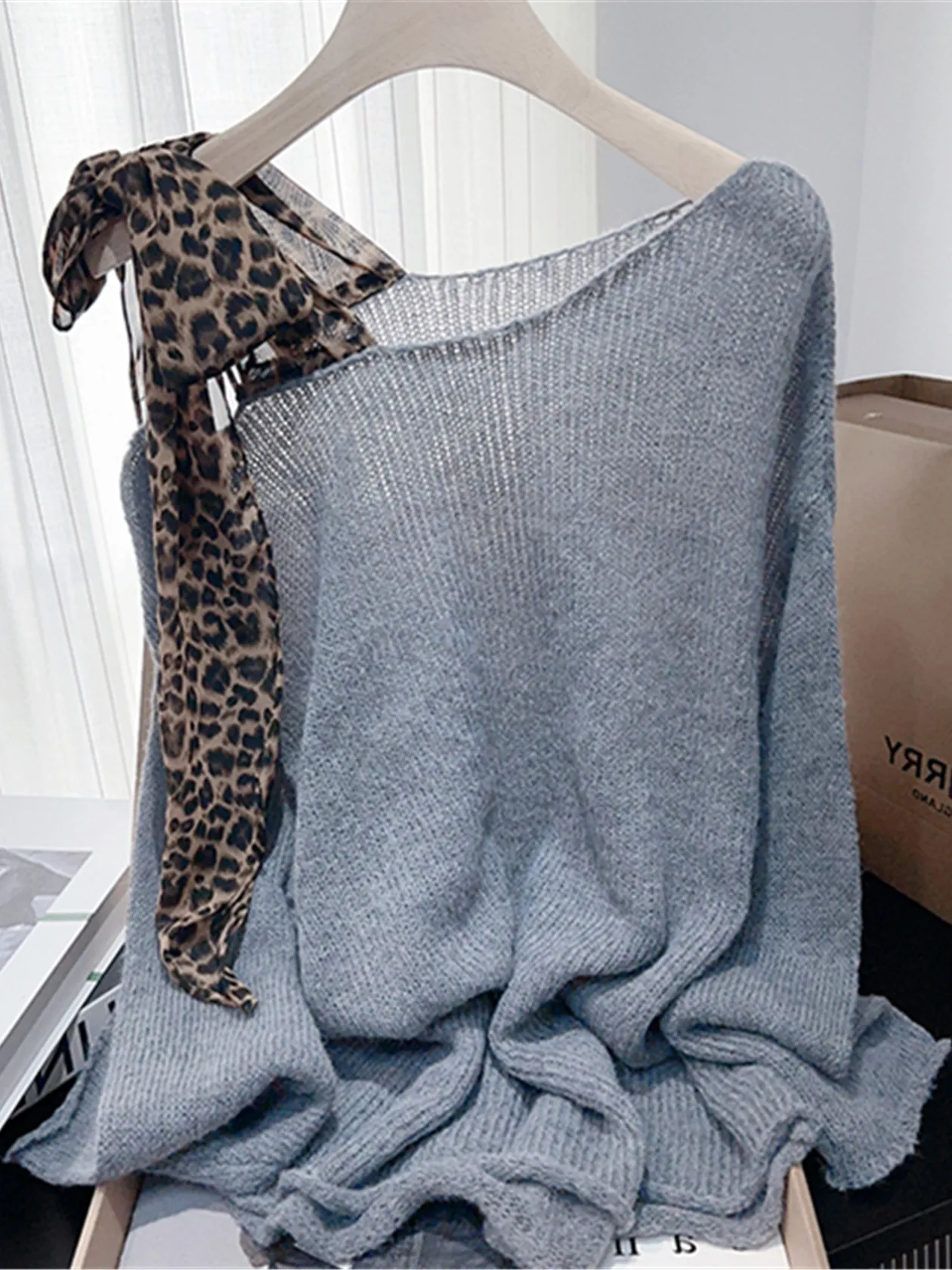 

Unique Vintage Off-shoulder Long-sleeve Knit Sweater, Spring Autumn Hollow-out Base Top