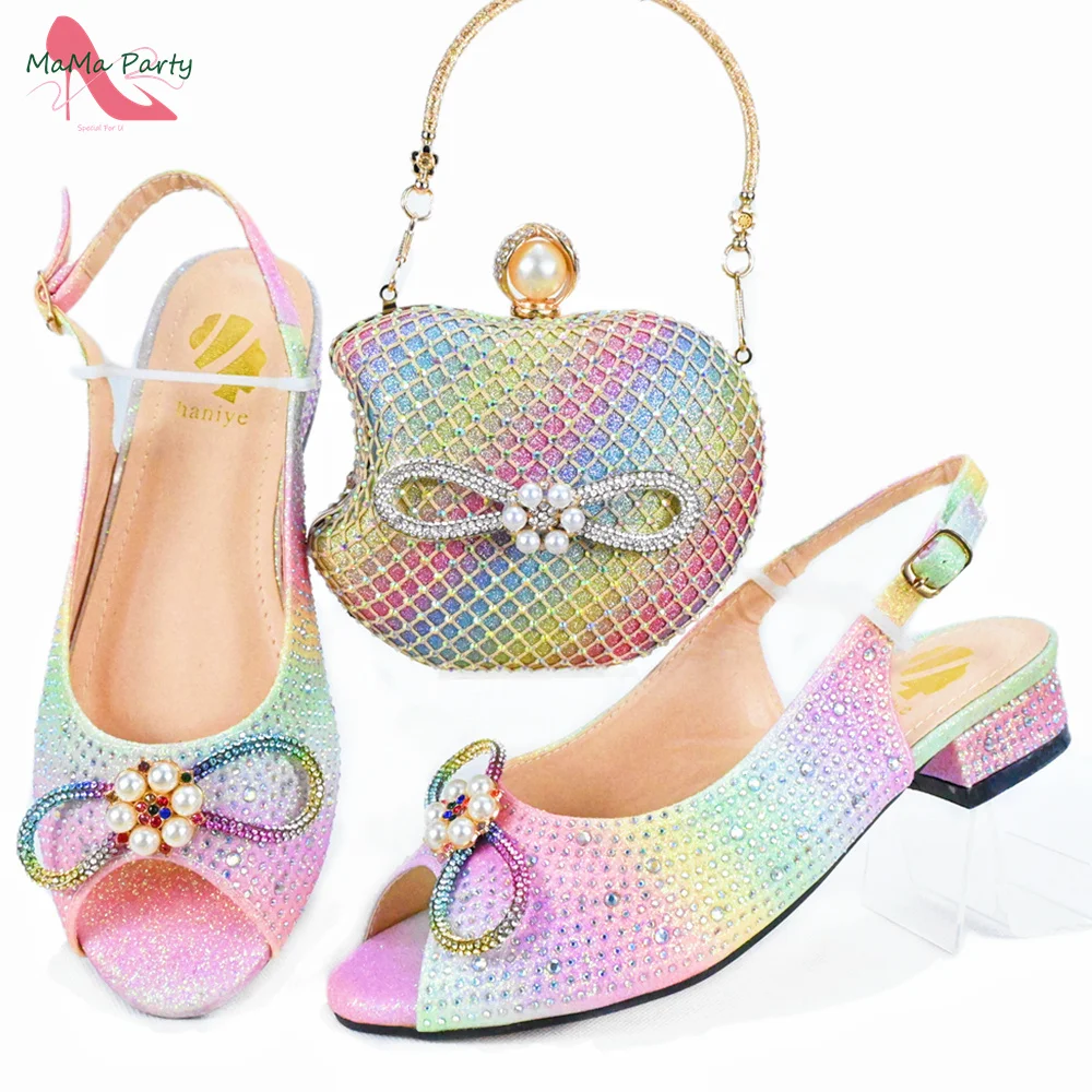 

2024 Comfortable Low Heels New Arrivals Italian Women Shoes and Bag Set Peep Toe with Appliques in Rainbow Color For Dress