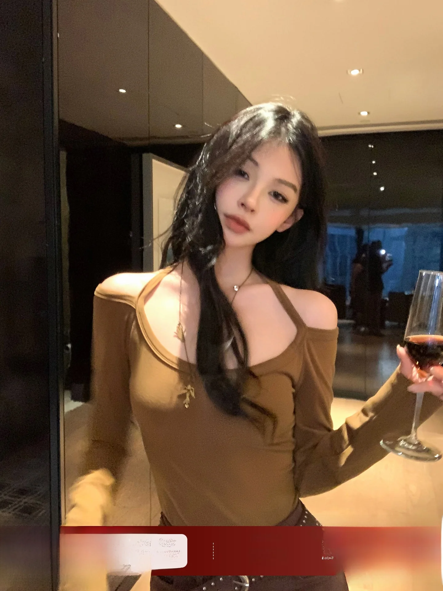 

Женская футболка с длинным рукавом Millennium Film Design Slim Fit, повседневный топ с вырезом-хенли Pure Desire, стильный дизайн.