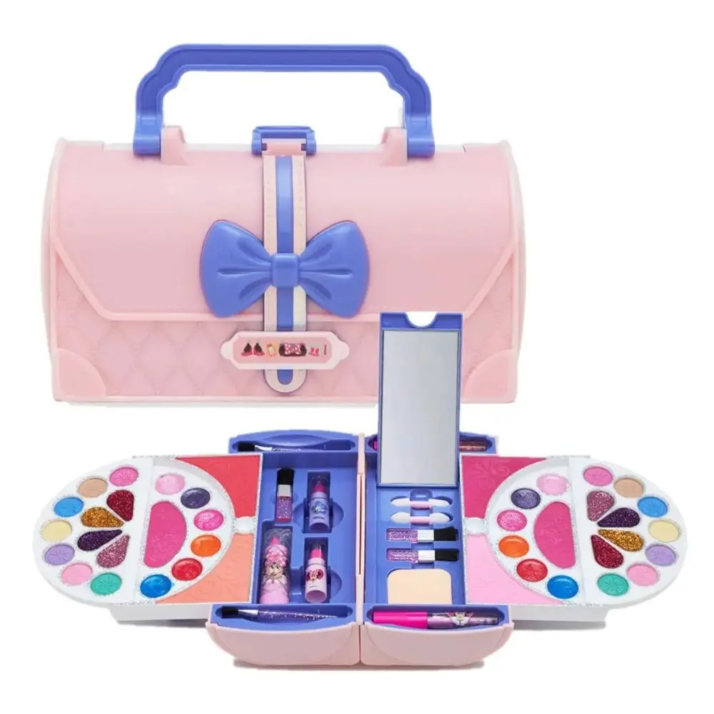 disney-minnie-fenzza-blush-lipstick-shades-children's-makeup-case