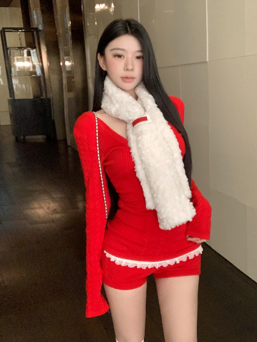 Sexy Knitted Long Sleeve Vest Top with Bow Tie Inner Wear Red And Woolen Scarf Short Pants Set Women's Fashion Ensemble