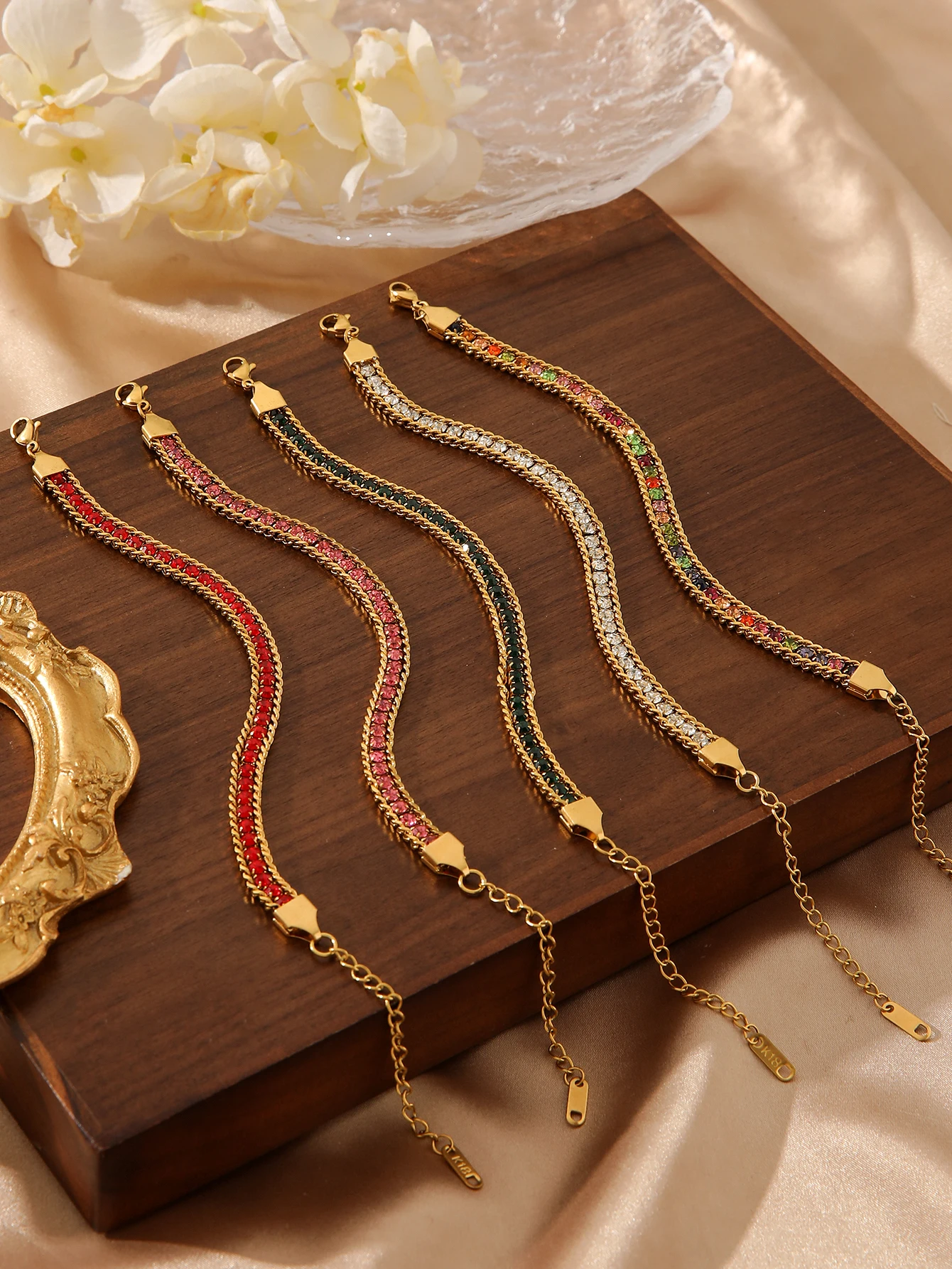 

Fashionable Stainless Steel Colorful Shiny Zirconia Ladies' Bracelet Exquisite Jewelry