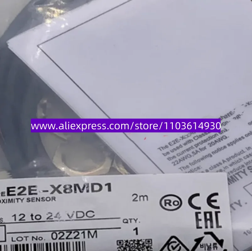 

3 шт. Новый переключатель приближения E2EM-X15X1-M1J E2EM-X8X1-M1J E2EM-X4B2-W E2EM-X4C2-W E2EM-X8X1 E2EM-X8X2 E2EM-X4B1-W E2EM-X4X1-M1J