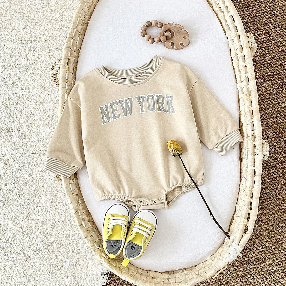 Ins Baby Romper 0-18M Autumn Newborn Infant Baby Boy Triangle Romper Cute New York Letter Long Sleeve Jumpsuit Playsuit Clothing