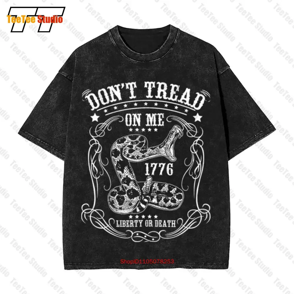 Dont Tread On Me 1776 Liberty Or Death Patriotic Aesthetic Clothing T-Shirt 7QP0