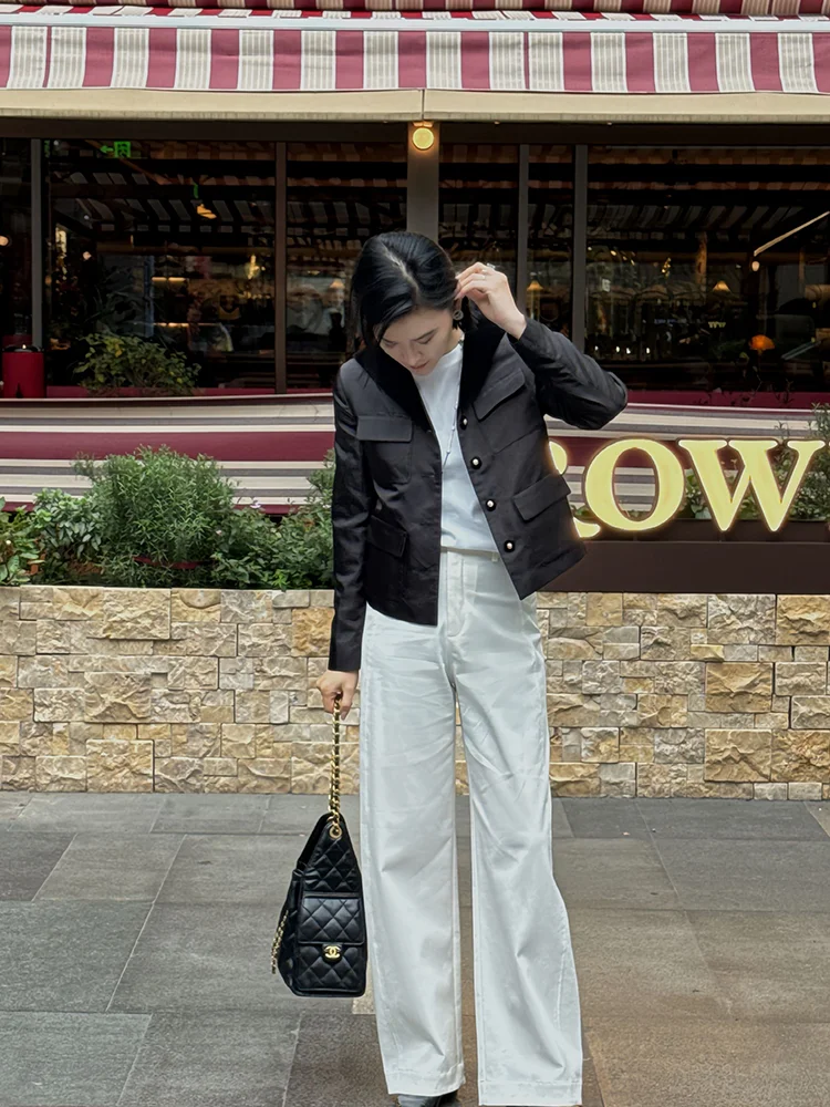 

Ele Velvet Turn-down Collar Classic Top Zeze by Yuan ling Milan Faion Magazine Spring 2026 Ladies Premium Clothing