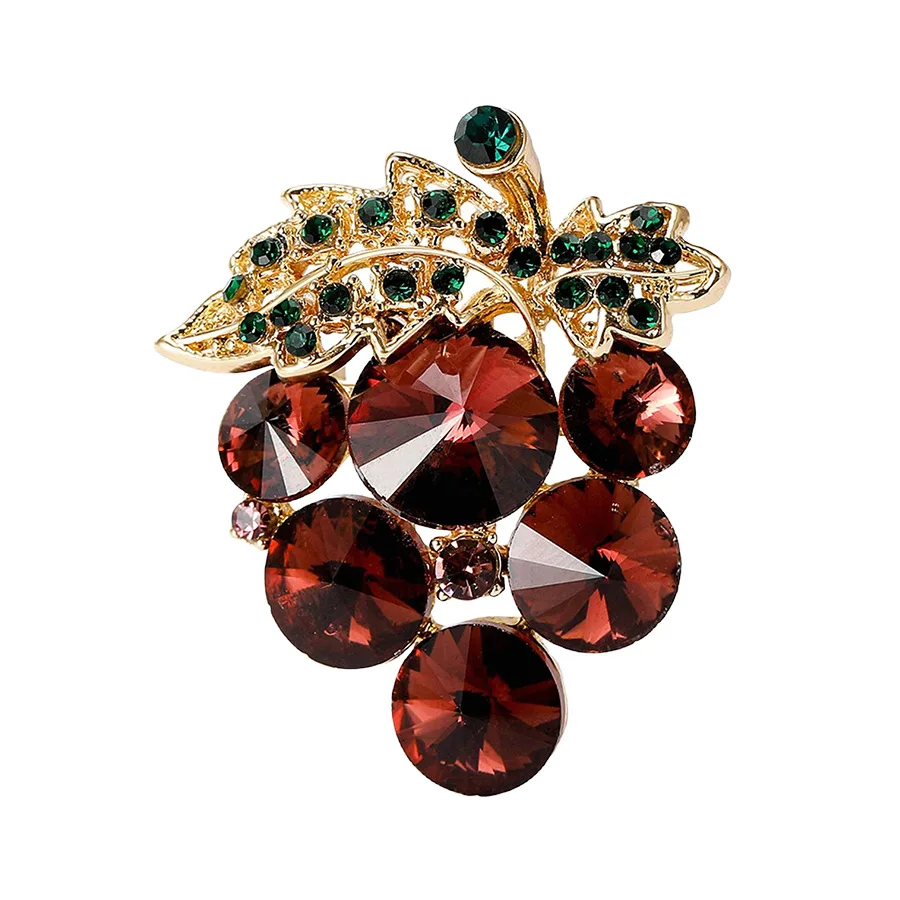 新しいクリスタルパープルグレープブローチ、ハイエンドの女性らしさ、シンプルなフルーツブローチ、アンチライトピン、スーツとアクセサリー