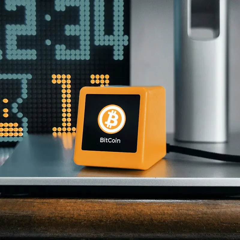 

GeekMagic NerdMiner Часы с погодой для BitCoin Акции криптовалюты Скорость обмена валюты PriceTime Часы с погодой