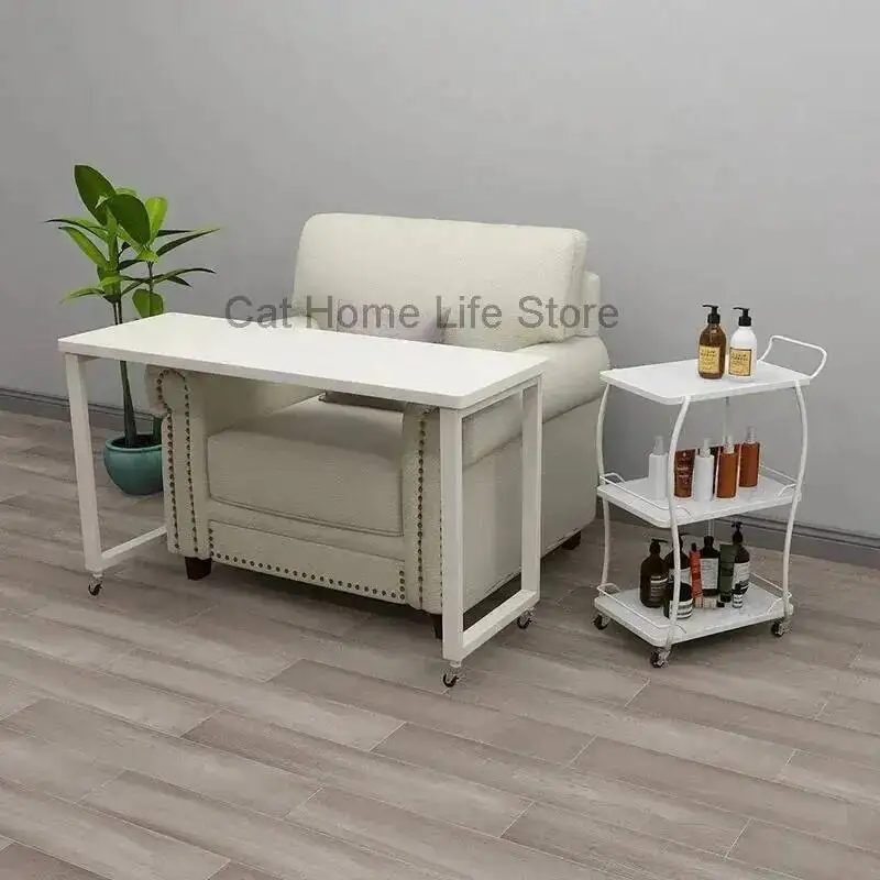 Рисунок 2 - Стулья для маникюрного салона