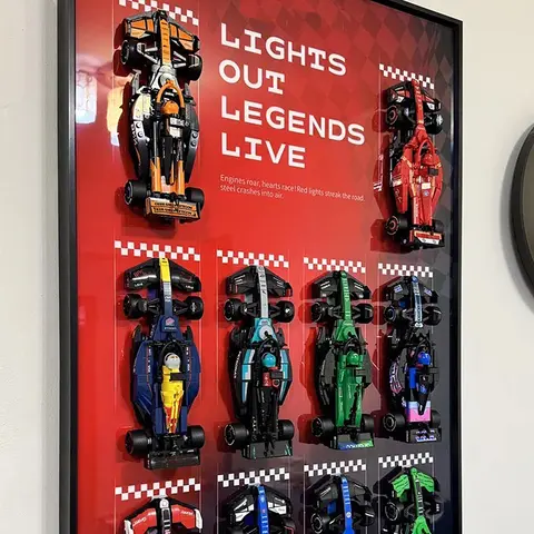 Väggmonterad displaytavla kompatibel med LEGO Speed Racing-serien F1 tio byggklossar, bilmodell, väggmonterad displaylåda med fotoram 6 best sales Lego Technic väggfäste - №3