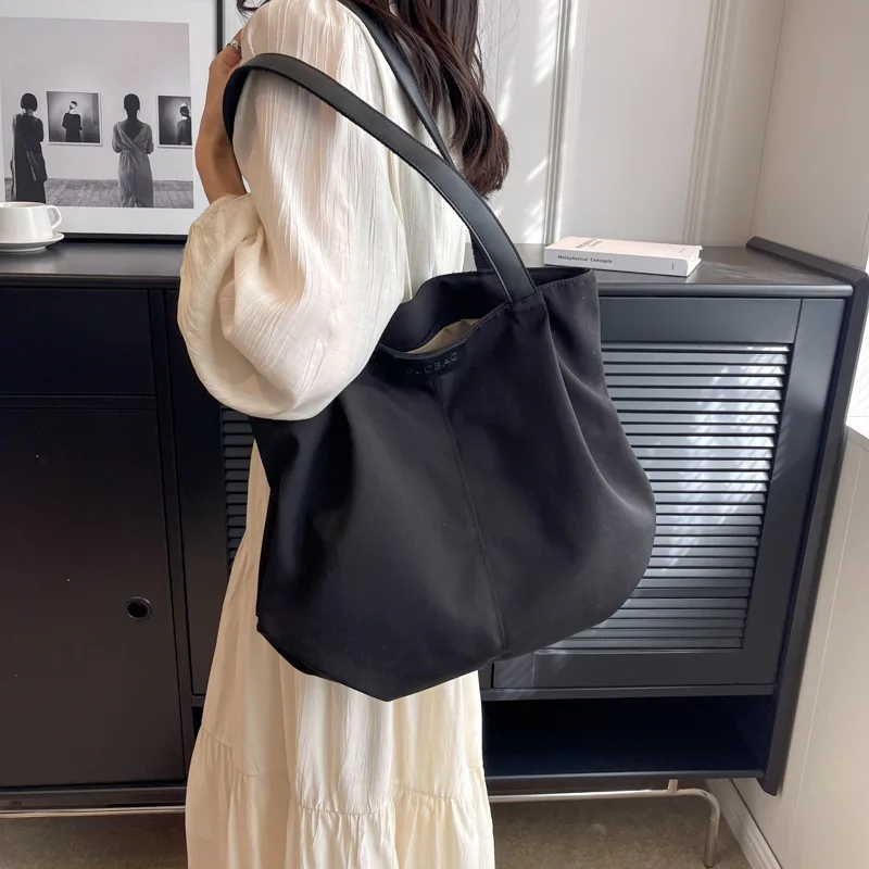 2023 New Canvas Totes Bags Women Casual Wild Ladies Handbags Solid Color Shoulder Women Bag Simple Female College  underarm bag