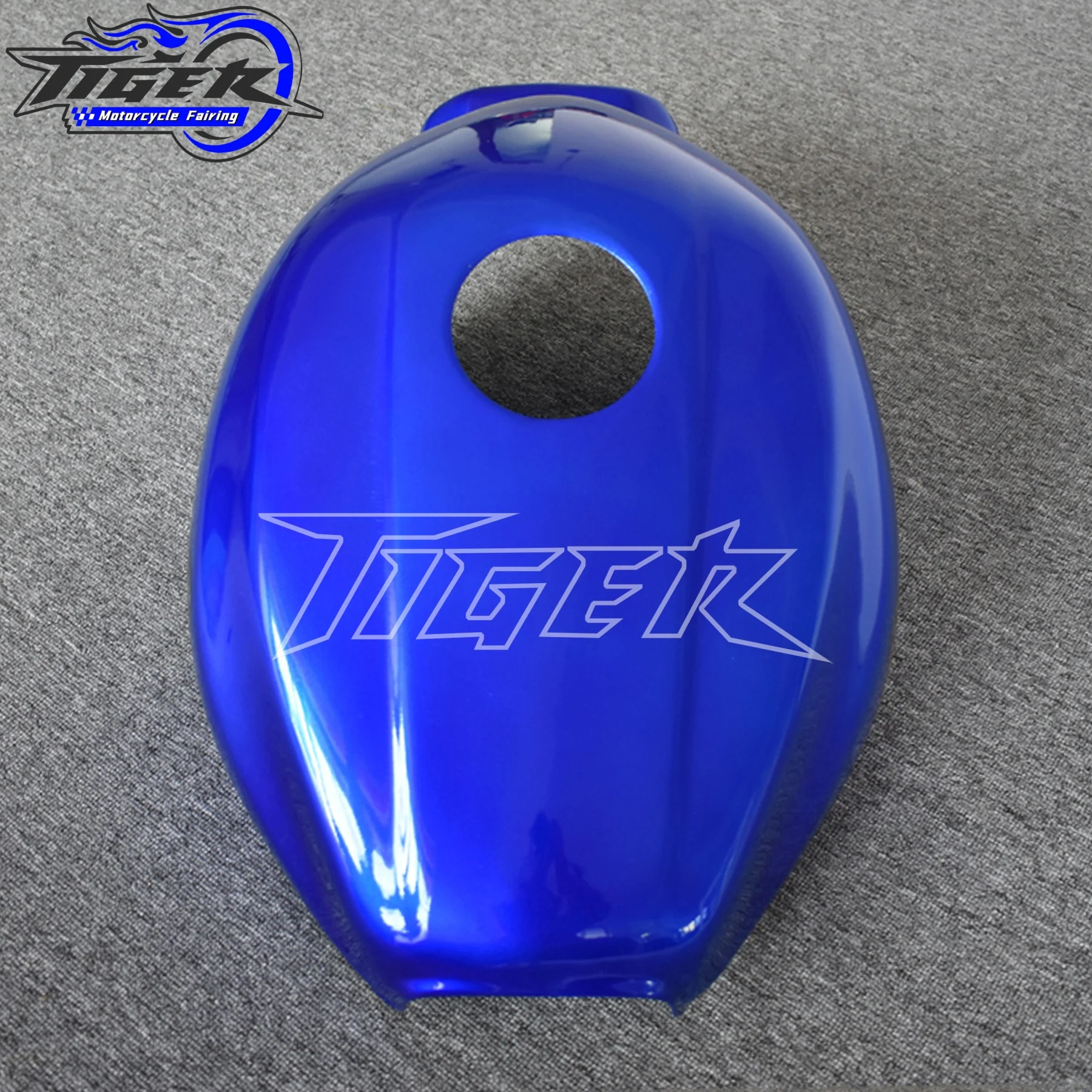 

Pattern Fuel Cap Protective Shell Fuel Gas Tank Cover Protector Fit For YZF600 1997 1998 1999-2007
