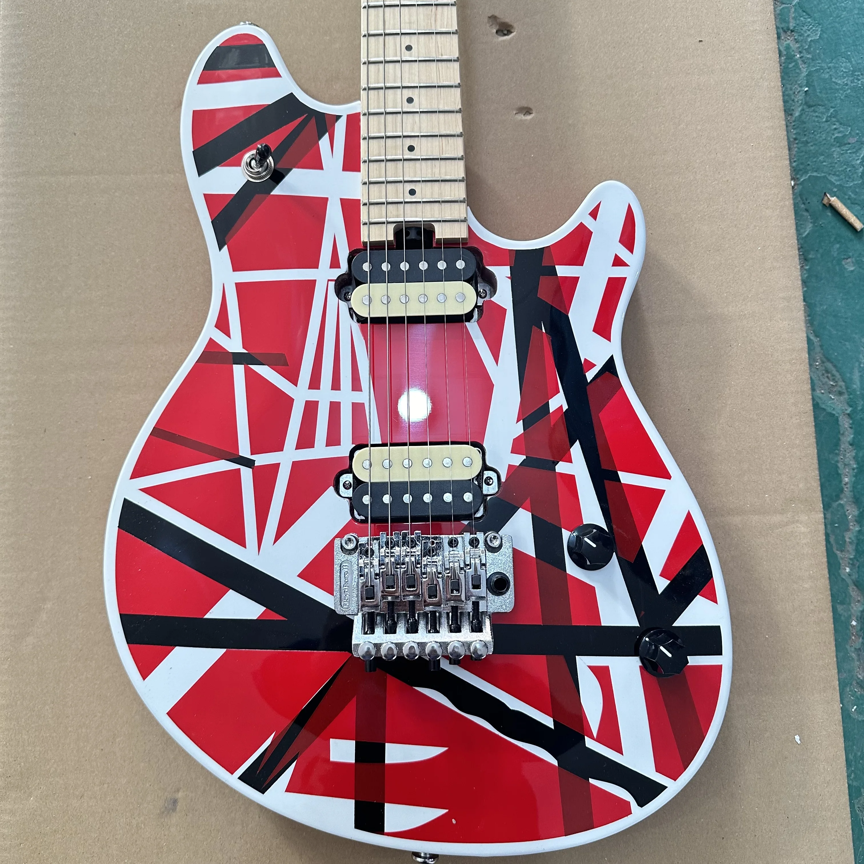 Red Black White Stripes Electric Guitar Maple Fretboard Humbucker Pickups Double Tremolo Rock Guitar In Storck