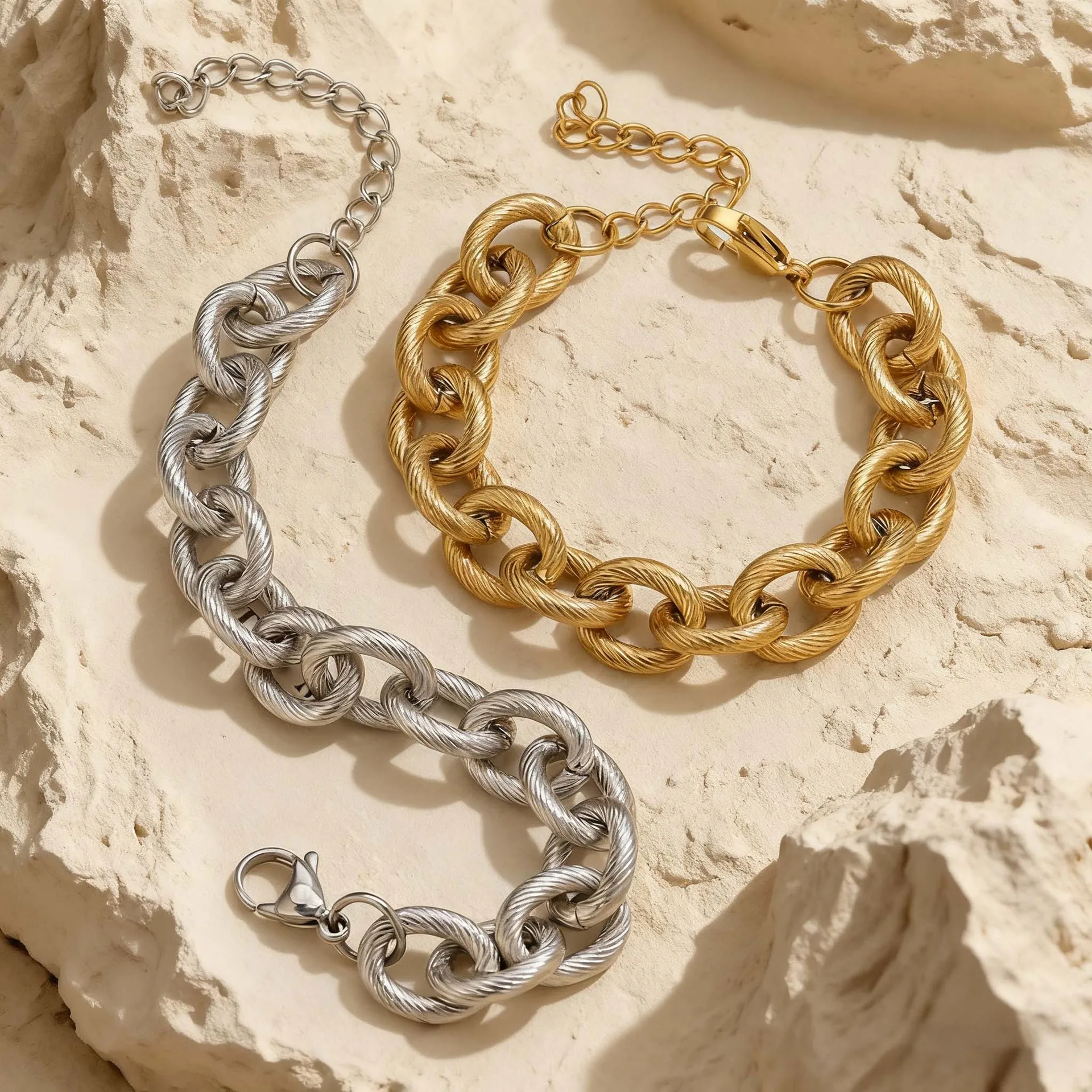 

Fashion Stainless Steel Hip Hop Thick Chain Personalized Versatile Street Simple DIY Bracelet Suitable for Gift Giving