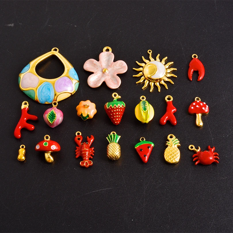 2025 New Strawberry Lobster Heart Shaped Peach Flower Sun Pendant Peanut Pumpkin Mushroom DIY Pendant Handmade Accessories Craft