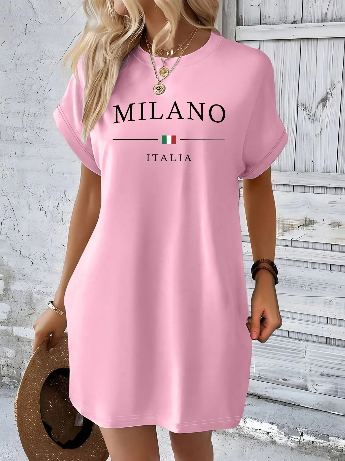 Robe t-shirt décontractée en tricot pour femmes, avec lettres MILANO imprimées, col rond, manches courtes, haut à la mode, noir avec motif de drapeau coloré