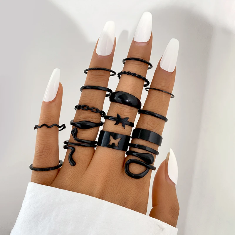 Trendy 22pcs Heart Black Rings Set For Women Vintage Geometric Cross Pearl Butterfly Finger Rings Women\'s Fashion Party Jewelry