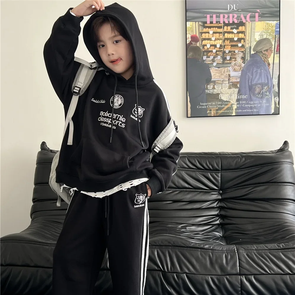 

Children Clothing Set Embroidered Striped Hoodie and Sweatpants 2024 New Fashionable Autumn Boys Handsome Two Piece Set