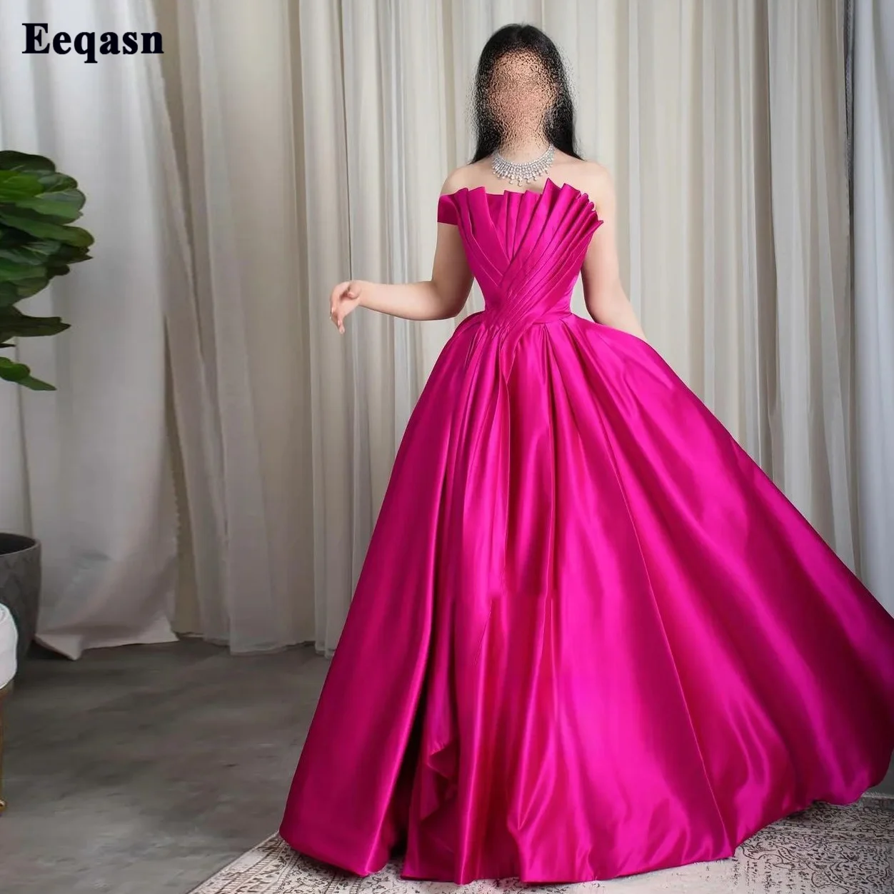 Vestidos de baile de cetim sem alças para mulheres, vestido plissado, fúcsia, linha A, saudita e árabe, Dubai, ocasião, festa