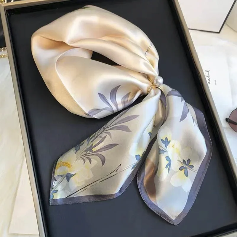 Nieuwe 2023 Zijden Sjaal Mode Vrouwen Zomer Strand Kleine Sjaals Sjaal Bandana Poncho 53X53Cm