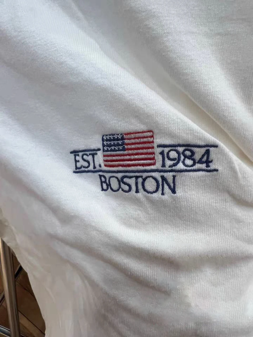 Vlag Brief Borduren Wit T-shirt Vrouwen Herfst Ronde Hals Ruwe Zoom T-shirts Met Lange Mouwen Amerikaanse Vintage Casual Tops Tee Shirts