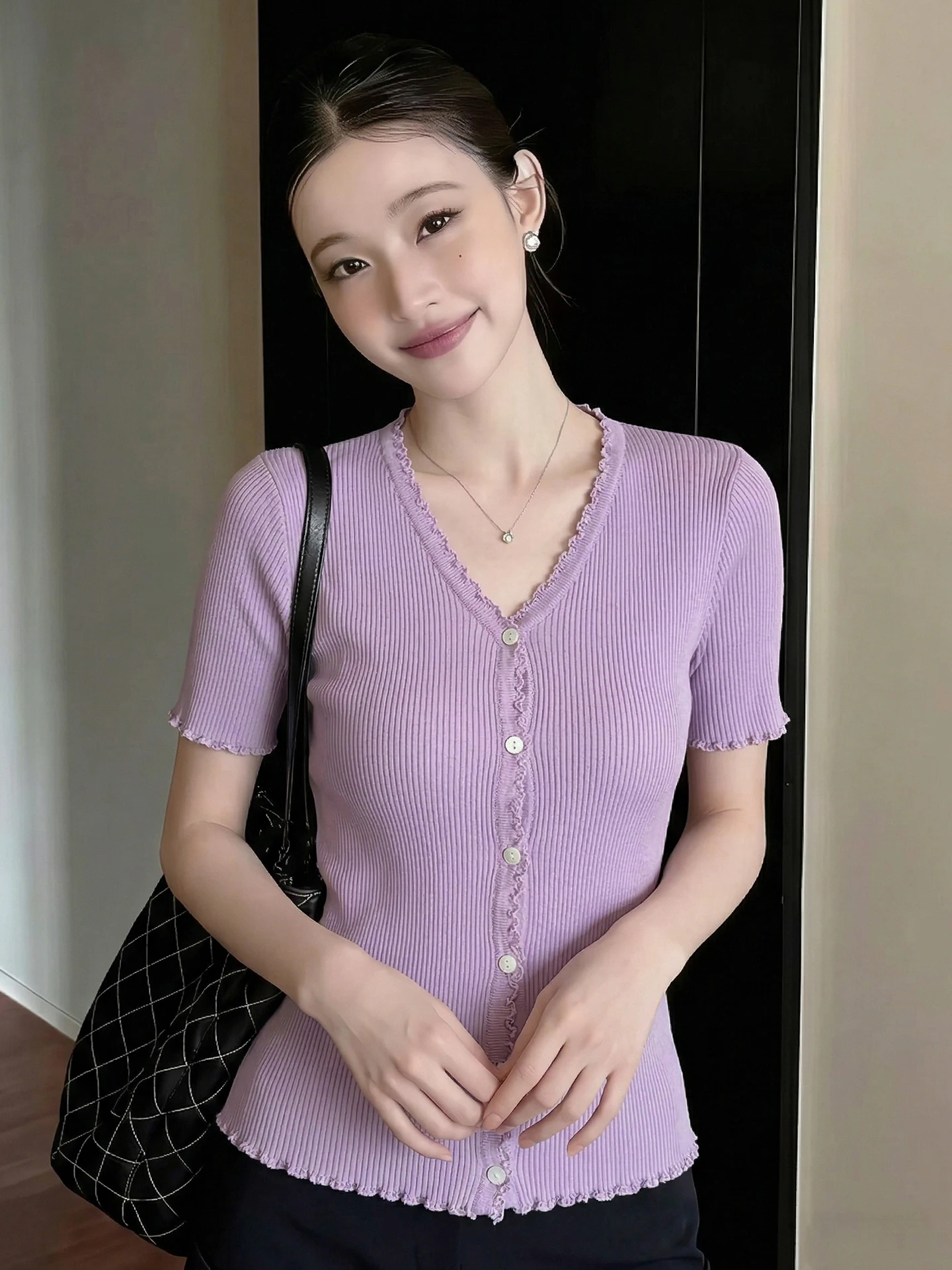 Slimming V-Neck Knitwear Short Sleeve Single Button Korean Style Summer Design Women's Fashionable Versatile Top Korean Style