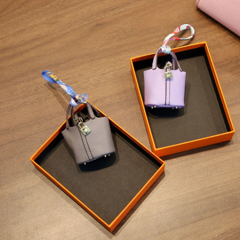 

2025 Top selling Microfiber Leather Small Basket Bag Pendant Mini Cute Earphone Bag Pendant Keychain Car Pendant