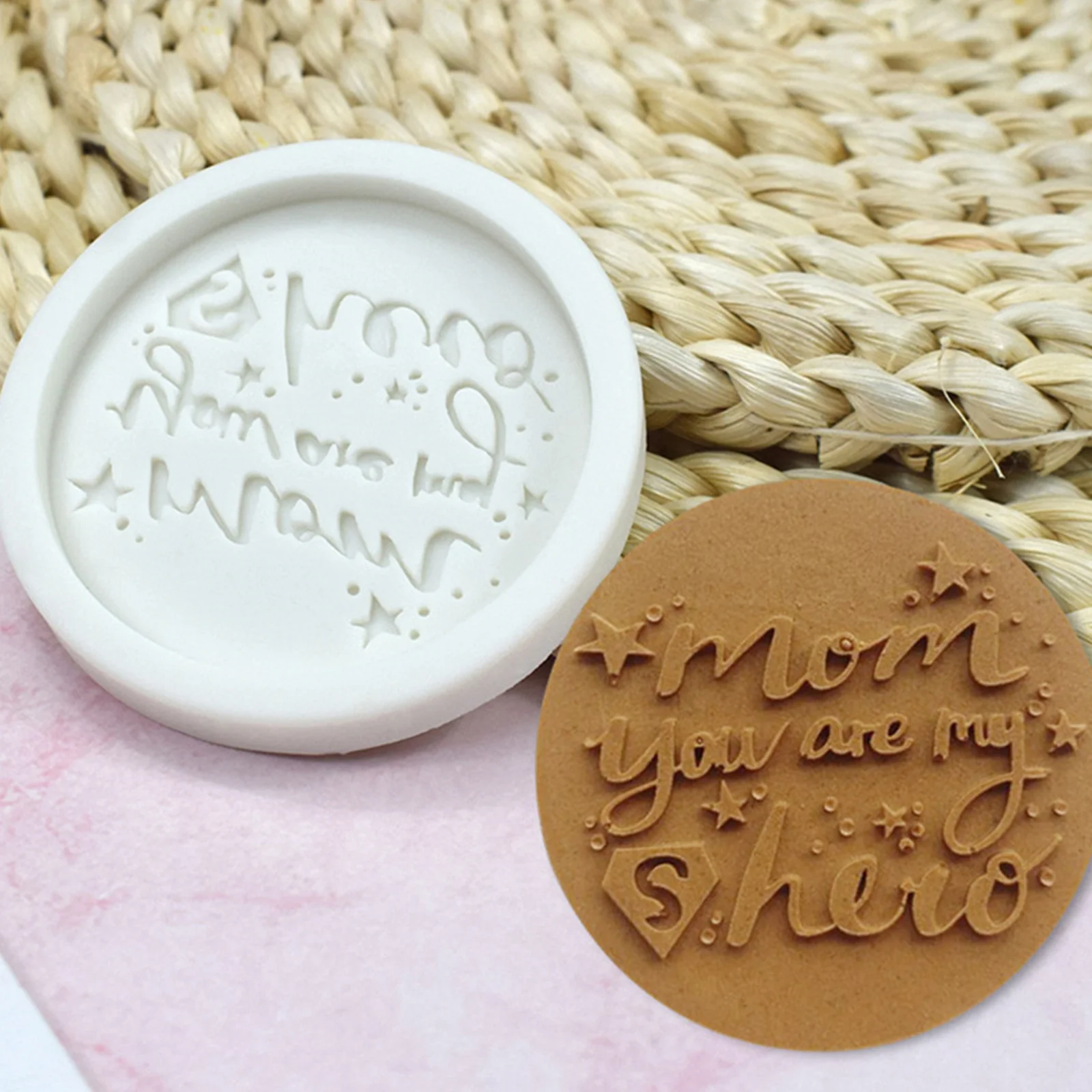 

2Pcs Silicone Molds Fondant Baking Tool Round Shape Cake Mold DIY Cookie Candy Biscuit Mothers Day Cake Making Supplies