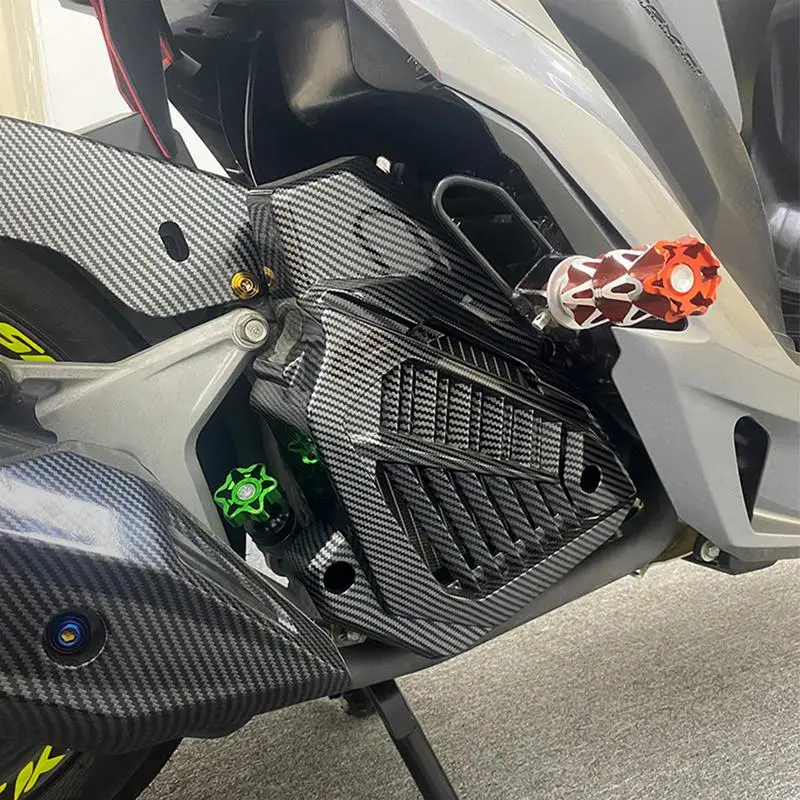 Cubierta protectora de depósito de agua para motocicleta, Protector frontal modificado, rejilla de carbono