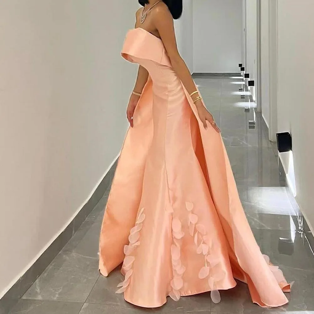 

Customized Fashion Satin A-Line Appliques Evening Dresses Strapless Sleeveless Zipper Back Panel Train Celebrity Gowns Classic