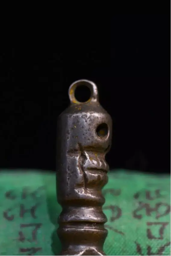 thumb