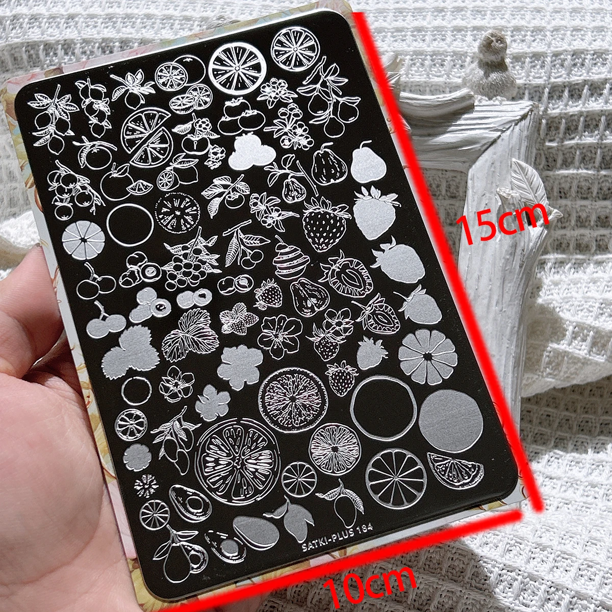 Plaque d'estampage pour Nail Art, plaque d'acier d'estampage pour débutant, modèle de décoration d'ongles sans peinture, fête de fruits, dessin animé fraise raisin cerise pêche, moule d'estampage pour décoration d'ongles, nouvelle méthode paresseuse rapide