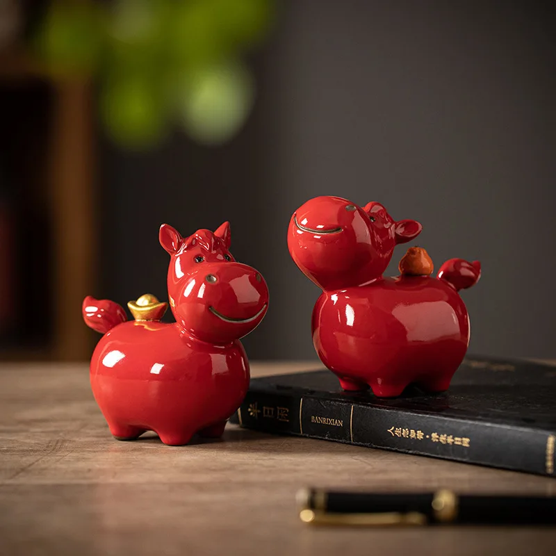 

Ceramic horse ornament, a pair of small Tang Ma lucky red zodiac Year of the Horse mascot, living room entrance desktop ornament