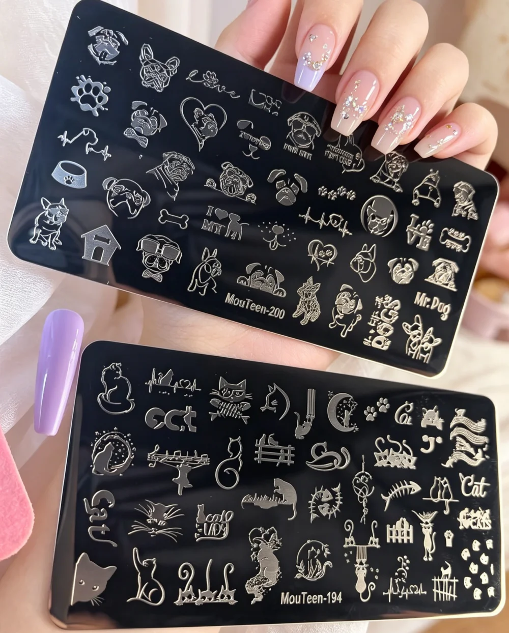 2Pcs MouTeen194/200 Nail Art Stamping Plates Cute Cat & Dog Pet Theme Stainless Steel Nail Stamp Templates for Nail Decoration