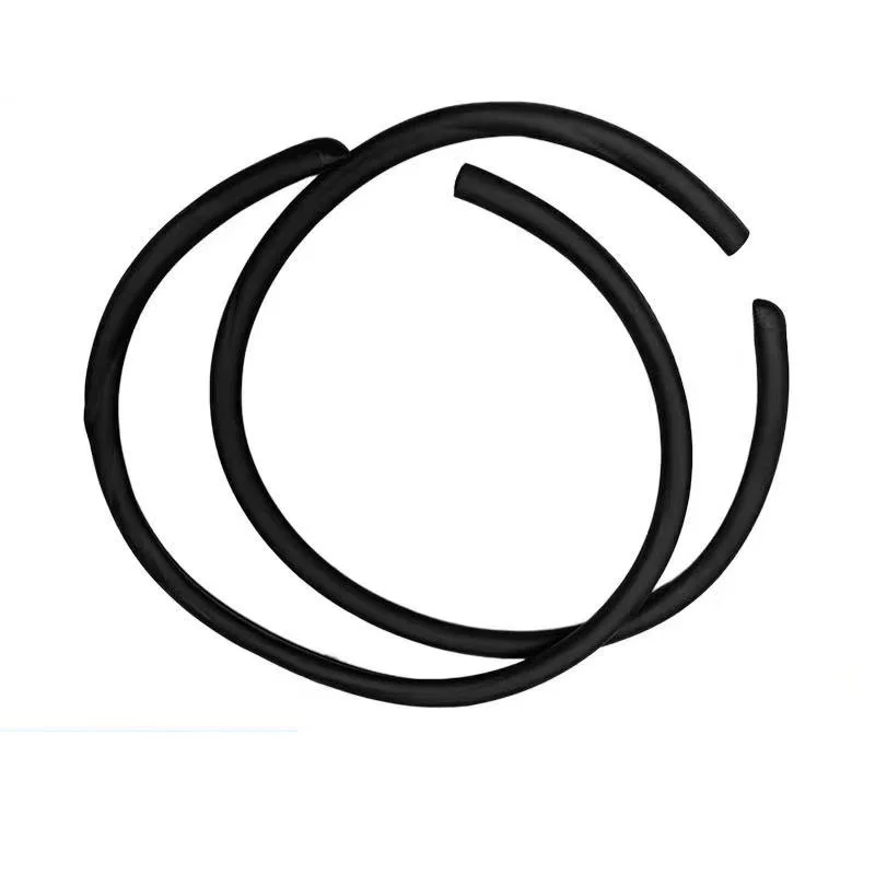 

Новая оригинальная OEM пара левых и правых звукоизоляционных уплотнительных лент установлены на переднем конце задней двери для Suzuki Sw.