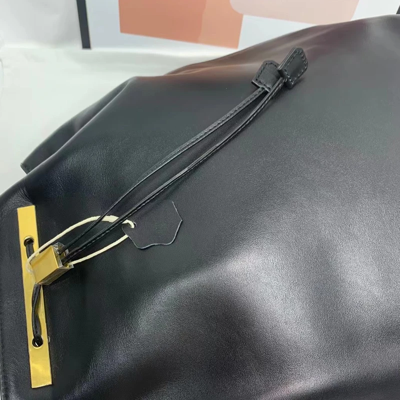 Nome personalizado iniciais 100% mochilas de couro genuíno para mulheres bolsas e bolsas de designer de luxo 2024 novo em couro natural lantejoulas decoração axilas bolsa de ombro alta qualidade Frete grátis