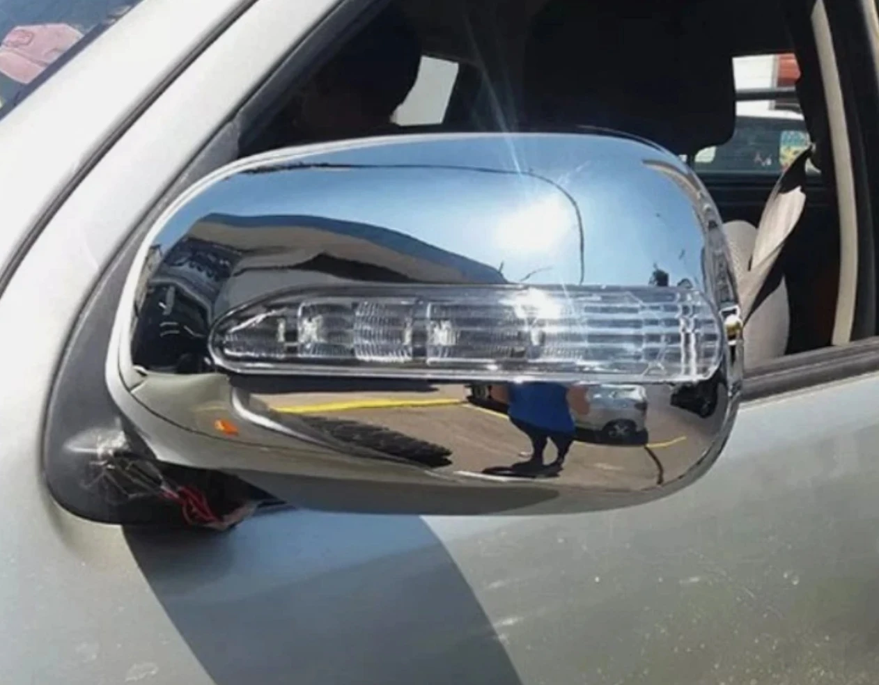 

Premium Grade Chrome Mirror Cover With LED Side Blinker For 05-14 Toyota Tacoma 2PCS