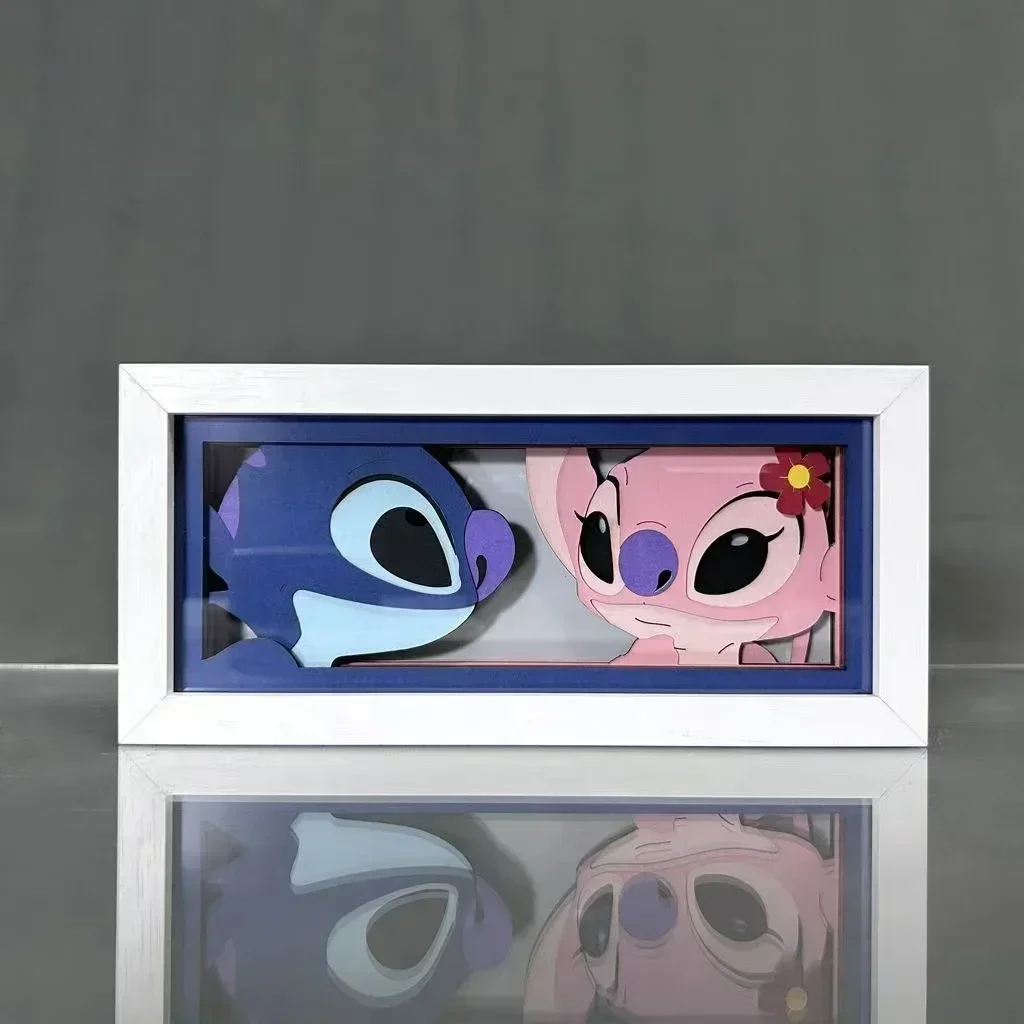 การ์ตูน Lilo & Stitch ของเล่นตุ๊กตาขยับแขนขาได้กระดาษชุดแปรงทำเล็บตกแต่งห้อง3D อะนิเมะตะเข็บกล่องไฟแอลอีดีมังงะของขวัญวันเกิด