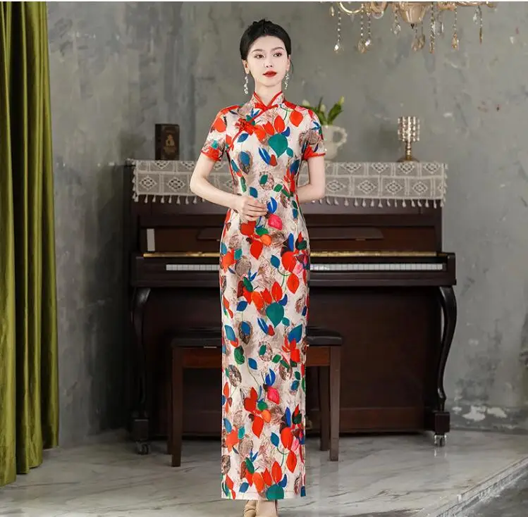 

Summer Retro Chinese Style Runway Show, Daily Girl's Improved Cheongsam