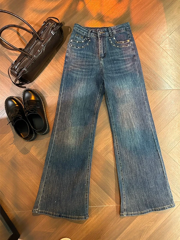 

Женские джинсы с высокой талией, свободного кроя, микро-клеш, из денима, весна 2026, новый стиль, с декором из страз, повседневные, комфортные