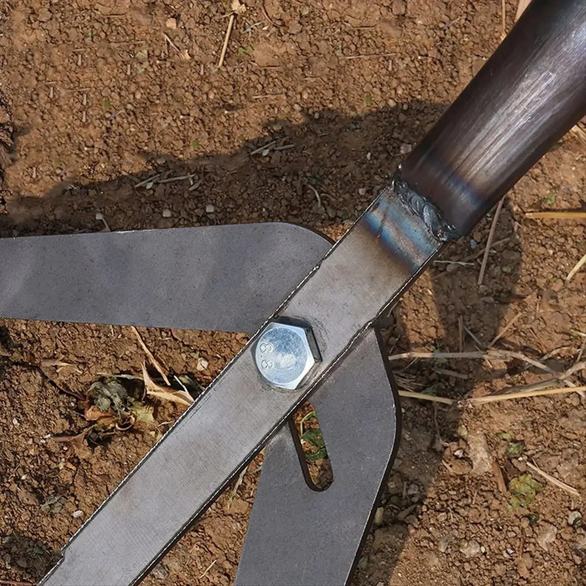 AA83 Heavy Duty Root Remover Garden Tool Designed for Manual Removal of Garden Weeds, Corn Stalks and Soybean Stalks