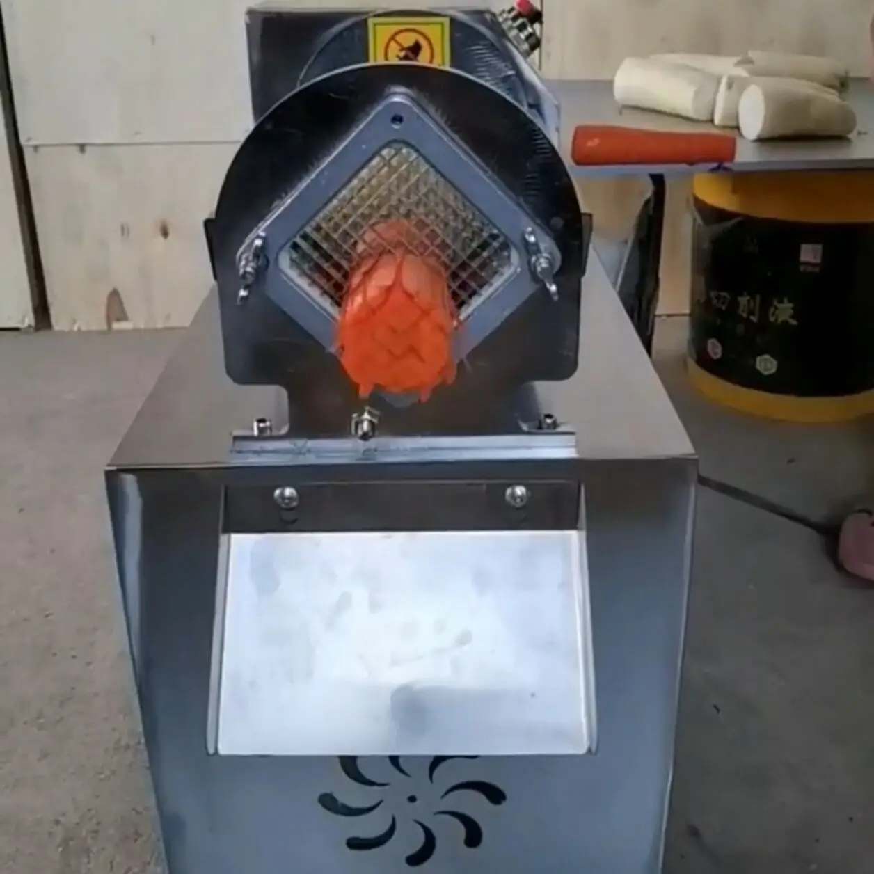 Commercial Fruit And Vegetable Strip Cutting Machine Automatic Radish Potato Machine Electric French Fries Machine
