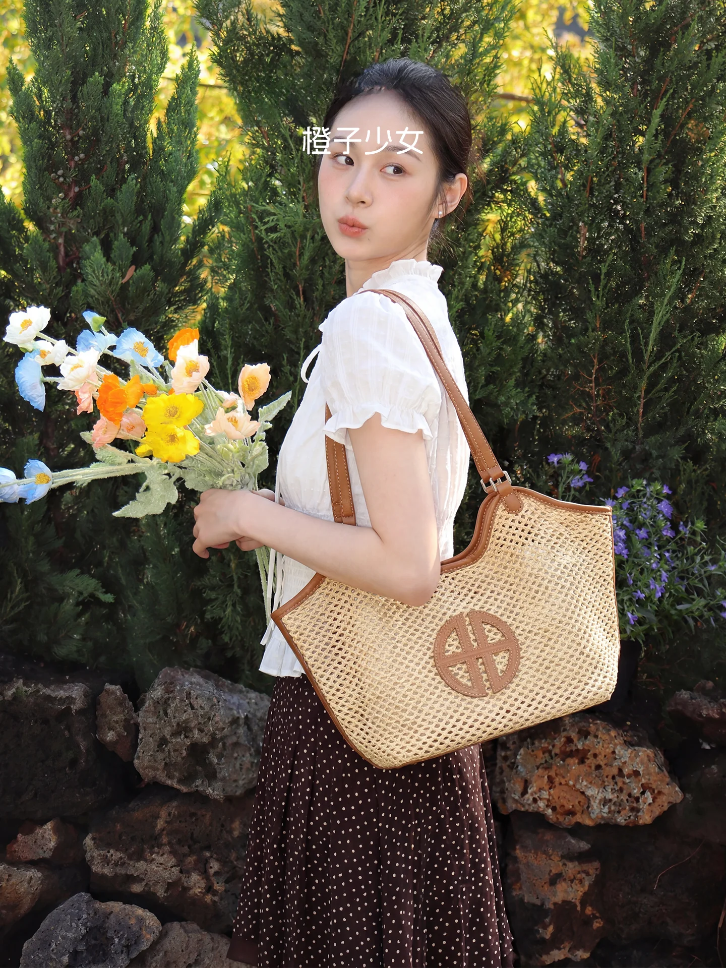 

Orange Girl Summer Hollow out Woven Beach Bag Women's Retro Grass Basket Style Vacation Versatile Mother Daughter Shoulder Bag