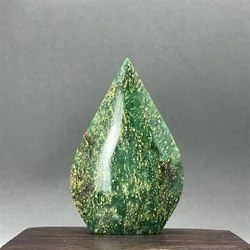 Natural Emerald Free Form Hand Carved Torch Reiki Healing Witchcraft Feng Shui Meditation Energy Home Decoration Ornaments