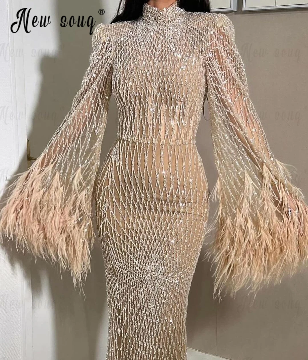 Turtle Neck  Feather Long Sleeves Prom Dresses Champagne Bling Wedding Party Dress Plus Size Custom Sheath Dress Elegant Gowns