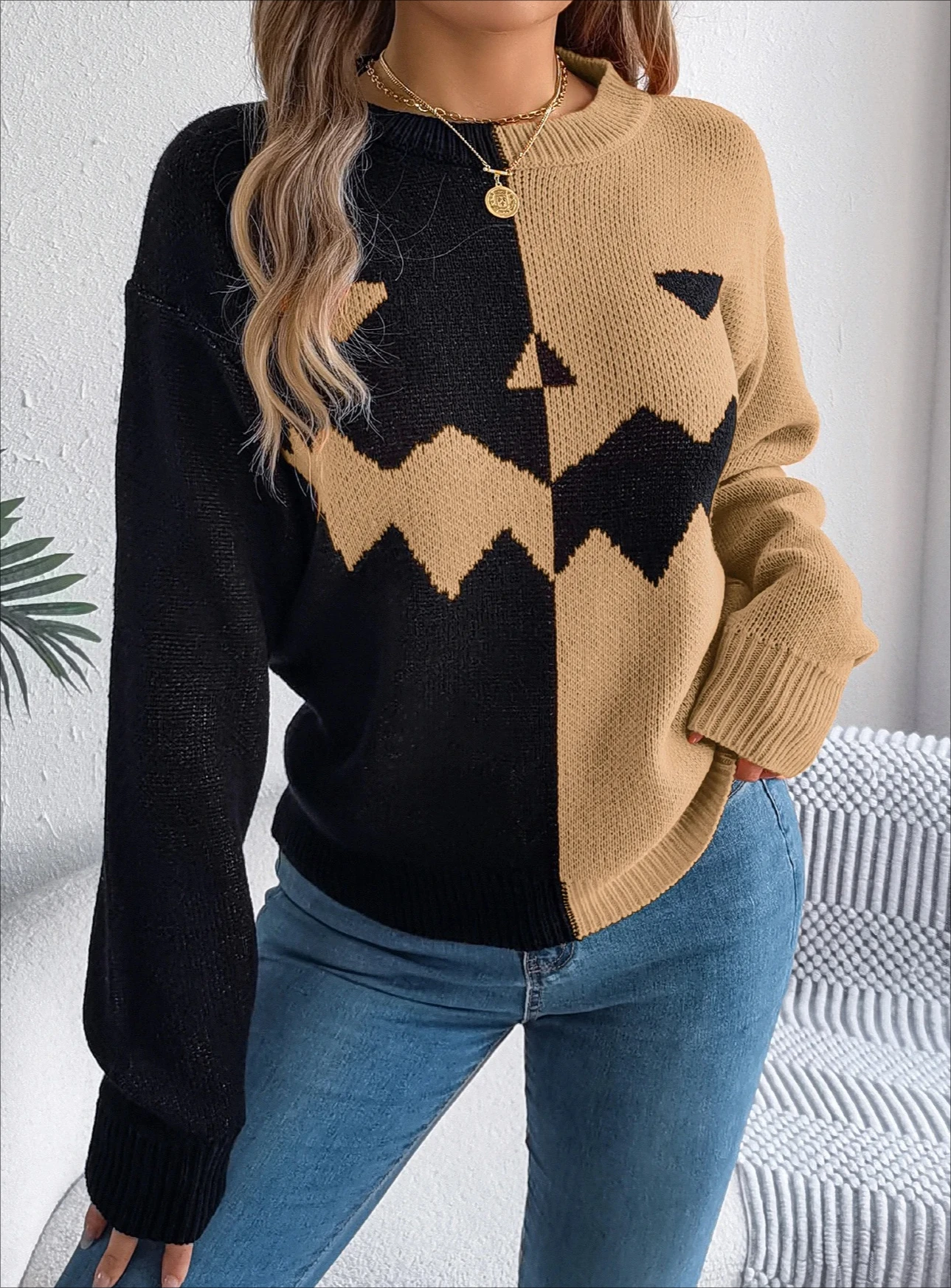 Pullover lavorato a maglia a maniche lunghe con scollo tondo casual autunno inverno Maglioni con motivo zucca a contrasto di colore da donna di Halloween