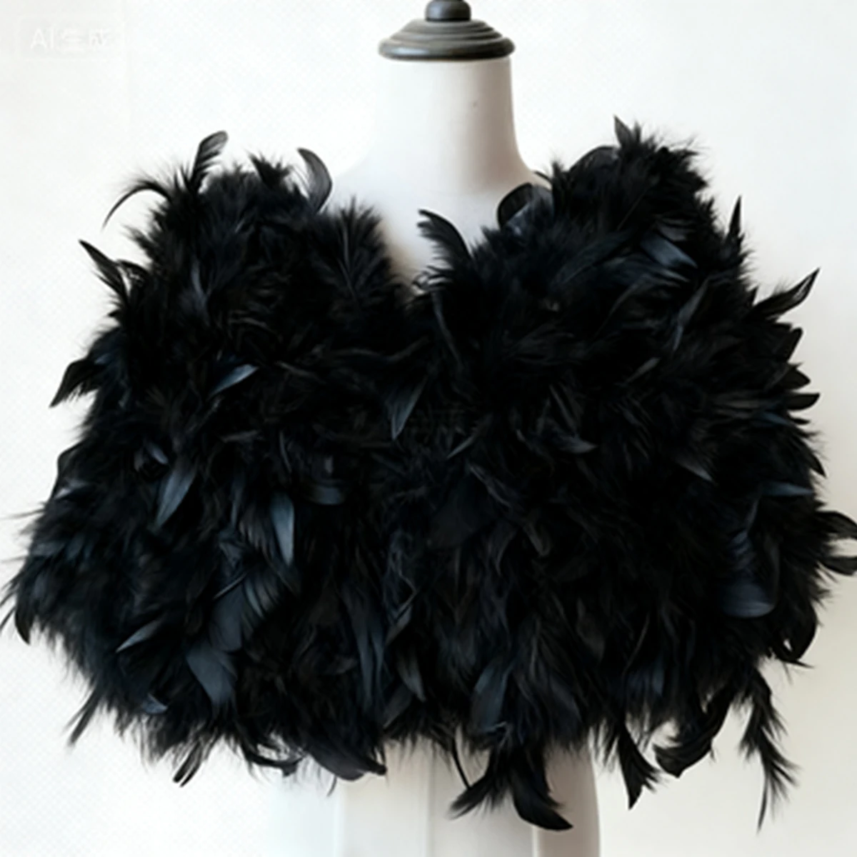 New Ostrich Feather Women's Cape Style Outerwear Party Feathered Punk Women's Ball Gown Shawl Feathered Halloween